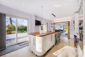 Kitchen- click for photo gallery